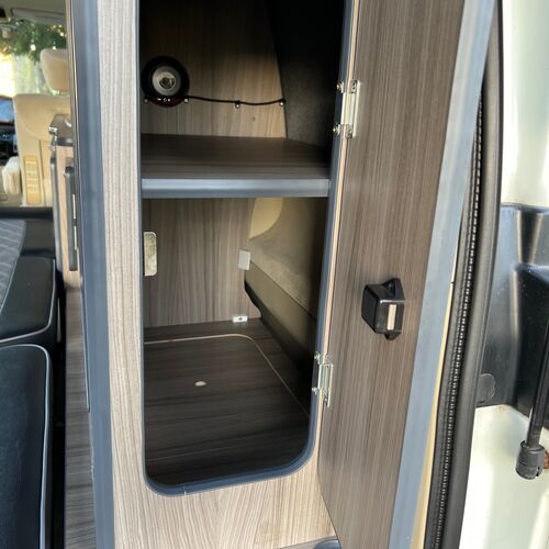 2005 Nissan Elgrand Camper Van 4 Berth 3.5 V6 Automatic Pro Conversion