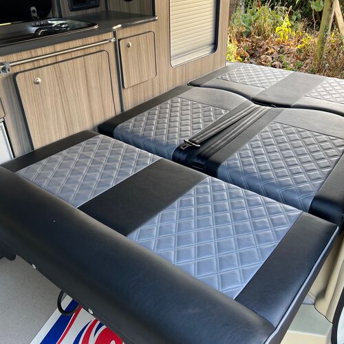 2005 Nissan Elgrand Camper Van 4 Berth 3.5 V6 Automatic Pro Conversion