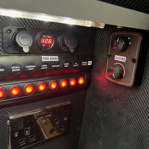 11/2015 65reg HYUNDAI ILoad SE CRDI Camper Van 4 Berth 54k Miles Heating