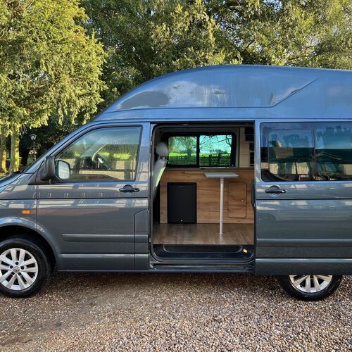 2005 VW Transporter T5 SWB HighTop 2.5 TDi (174) Camper Van 2 Berth