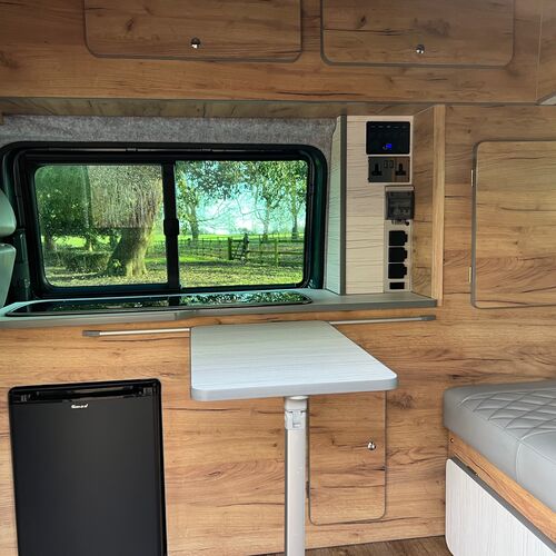 2005 VW Transporter T5 SWB HighTop 2.5 TDi (174) Camper Van 2 Berth