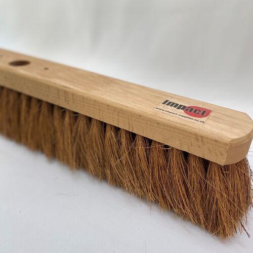24" Soft Sweeping Brush complete with handle