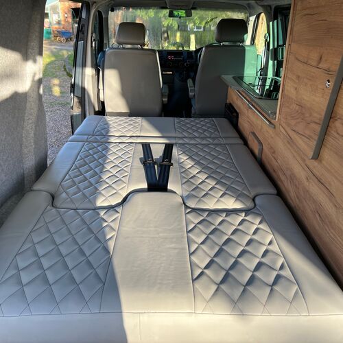 2005 VW Transporter T5 SWB HighTop 2.5 TDi (174) Camper Van 2 Berth