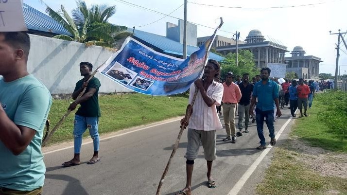 தொடரும் அத்துமீறல்கள்