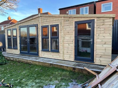 #004 24x10 Apex Reverse SH