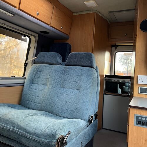 La Strada Regent S Camper Van 2 Berth 2001 Mercedes Sprinter 213CDi SWB Huge Spec