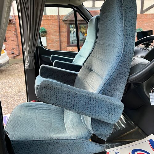 La Strada Regent S Camper Van 2 Berth 2001 Mercedes Sprinter 213CDi SWB Huge Spec