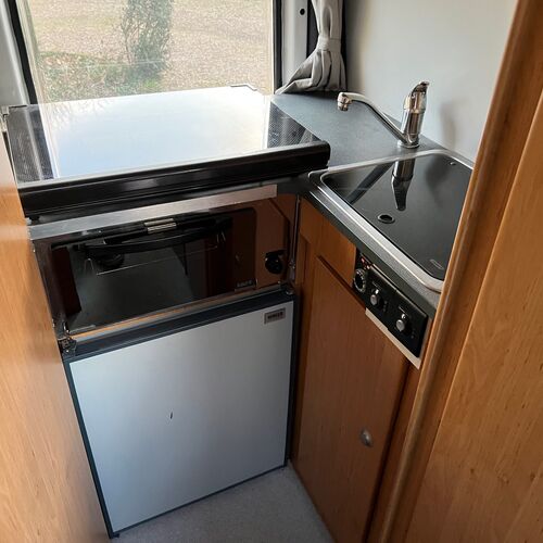 La Strada Regent S Camper Van 2 Berth 2001 Mercedes Sprinter 213CDi SWB Huge Spec