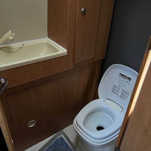 La Strada Regent S Camper Van 2 Berth 2001 Mercedes Sprinter 213CDi SWB Huge Spec