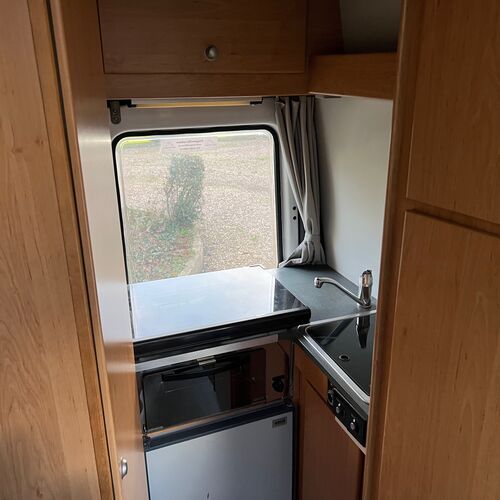 La Strada Regent S Camper Van 2 Berth 2001 Mercedes Sprinter 213CDi SWB Huge Spec