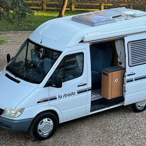 La Strada Regent S Camper Van 2 Berth 2001 Mercedes Sprinter 213CDi SWB Huge Spec