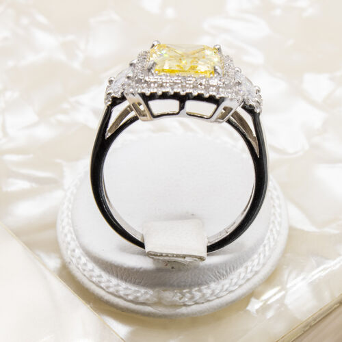 925 sterling silver ring set on yellow moissanite stone