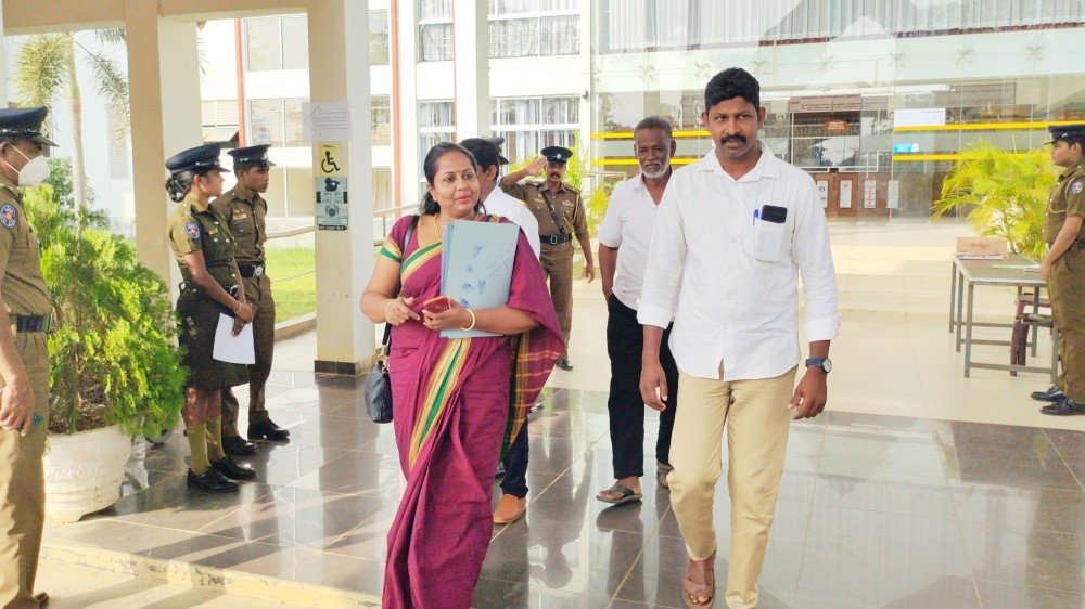 வேட்புமனு தாக்கல் செய்த ஐக்கிய மக்கள் சக்தி