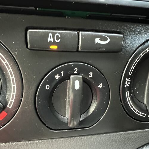 2006 VW Transporter T5 130 TDI Camper Van 4 Berth - EYECATCHING!