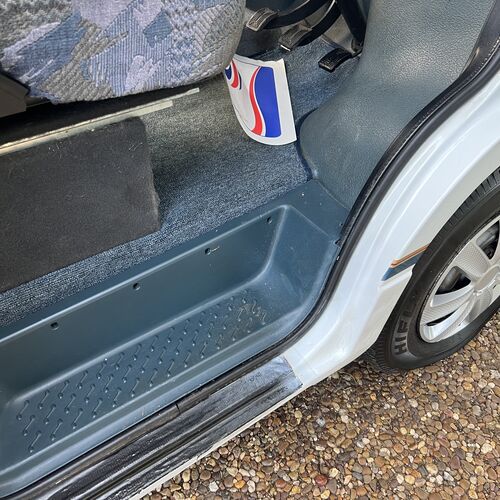 Auto Sleeper Romero Camper Van 2 Berth Renault Trafic 1996 Only 39579 Miles!