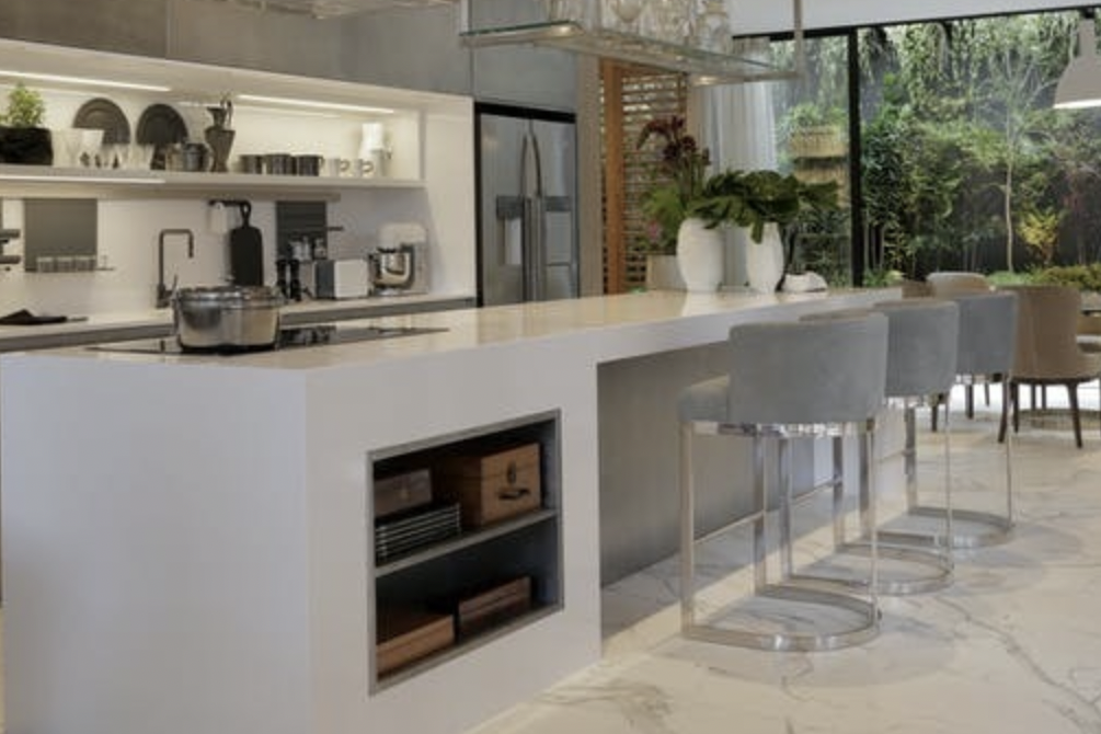 Silestone Iconic White