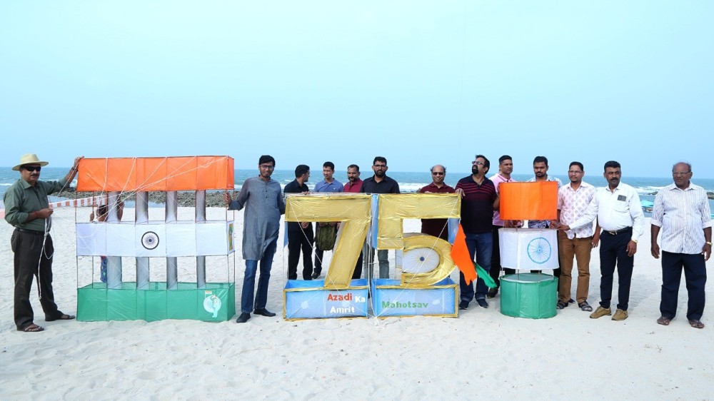 உதயசூரியன் உல்லாசக் கடற்கரையில் பறக்கவிடப்பட்ட பட்டங்கள்