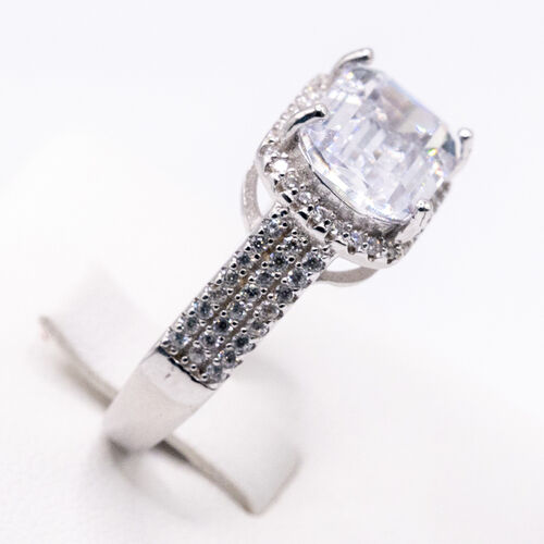 Vintage Style Zirconia Set on Silver and Rhodium