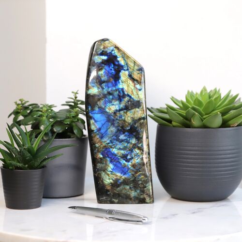 Labradorite Free Form