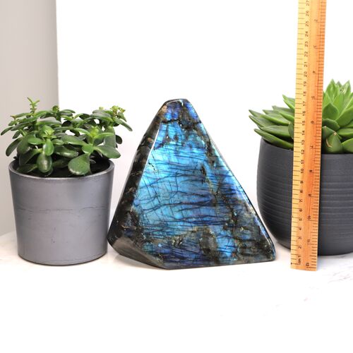 Labradorite Free Form