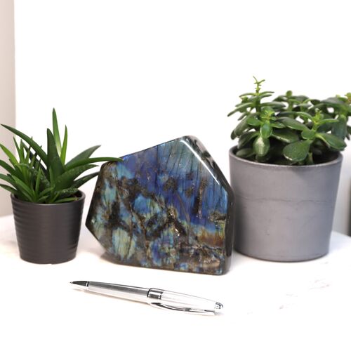 Labradorite Free Form