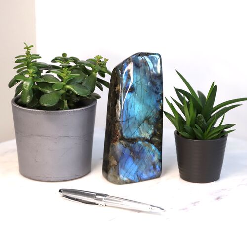 Labradorite Free Form