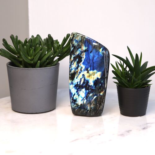 Labradorite Free Form