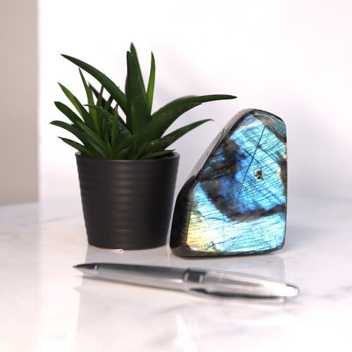 Labradorite Free Form