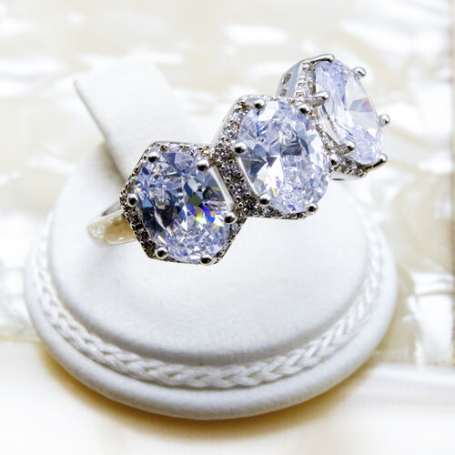 925 Sterling Silver Ring Plated in Rhodium