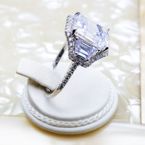 925 Sterling Silver Ring Plated in Rhodium