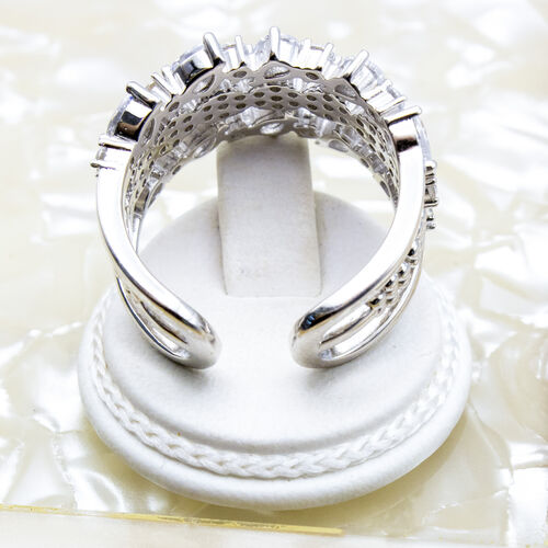 925 Sterling Silver Ring Plated in Rhodium