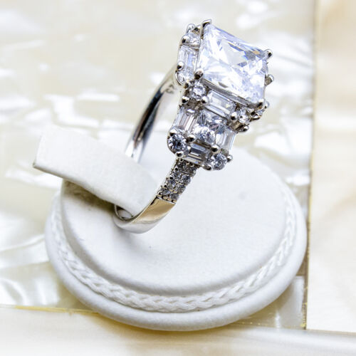 Tycoon cut zirconia gem stone set on 925 sterling silver ring