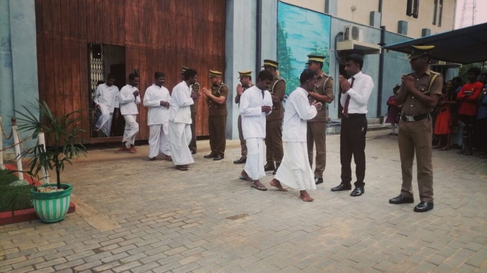 சுதந்திர தினத்தில்  8 கைதிகள் விடுதலை