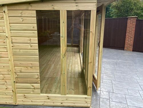 #SHP003 20x10 Pent Summer House