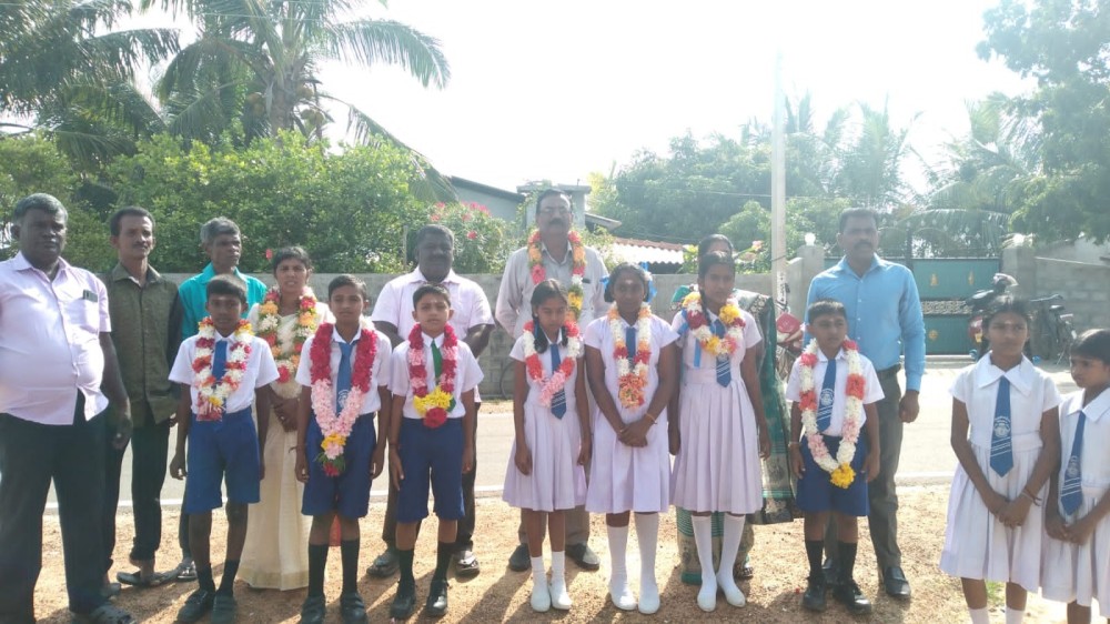 வத்திராயனில் சாதனை மாணவர்கள் கௌரவிப்பு