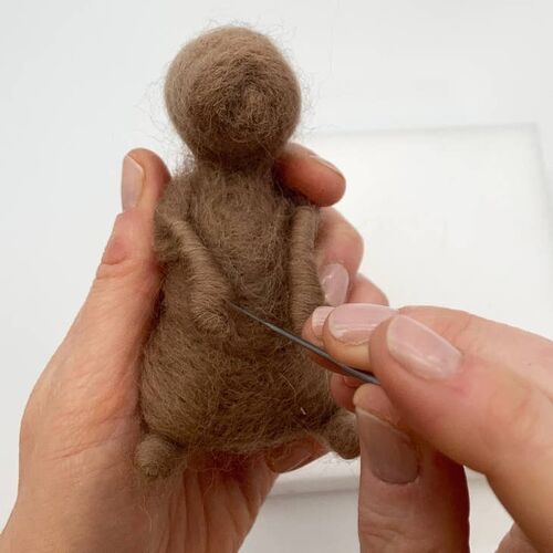 Bergin & Bath Needle Felting Kit - Easter Bunny