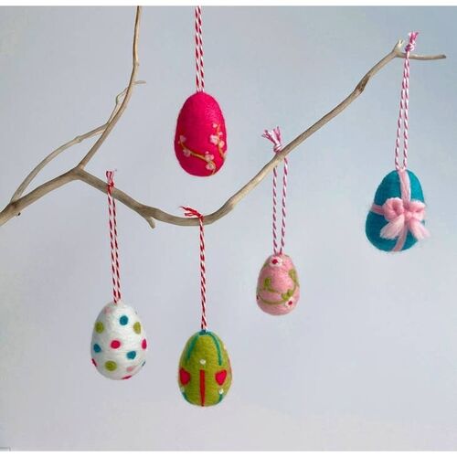 Bergin & Bath Needle Felting Kit - Easter Eggs