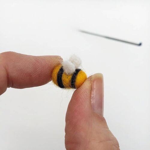 Bergin & Bath Needle Felting Kit - Springtime