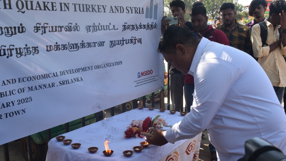 அனர்த்தத்தினால் துருக்கி, சிரியாவில் இறந்தவர்களுக்காக மன்னாரில் அஞ்சலி