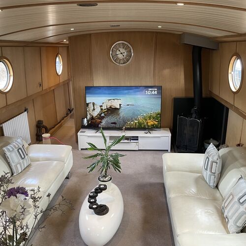 Fully Fitted widebeam 62x12 "6"  ONLY 3 1/2 Years old ***SOLD*** Northwicg