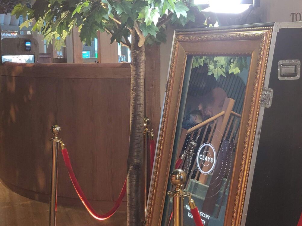 Magic Mirror Photo Booth
