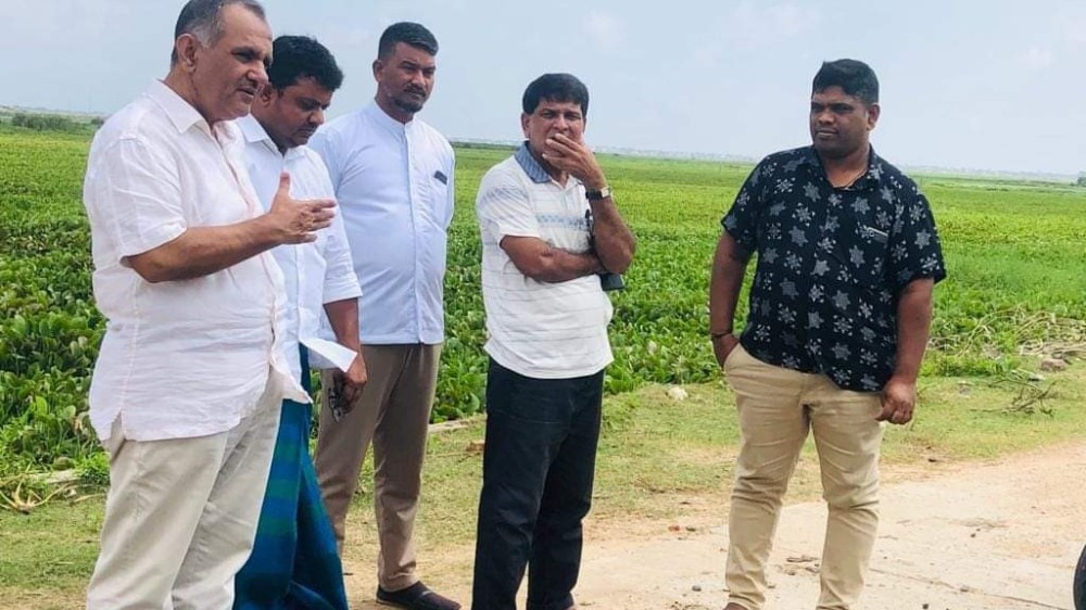 களத்தில் தவிசாளர்