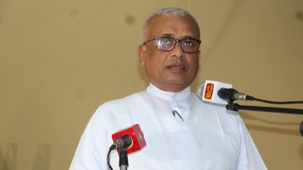 மொழியை மதிக்கவில்லையெனில் இனம் மதிக்கப்படவில்லை