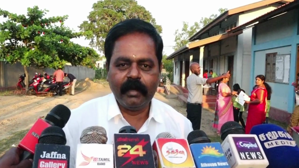 ரணிலின் அடிமனத் தோற்றம் - சிறிதரன்