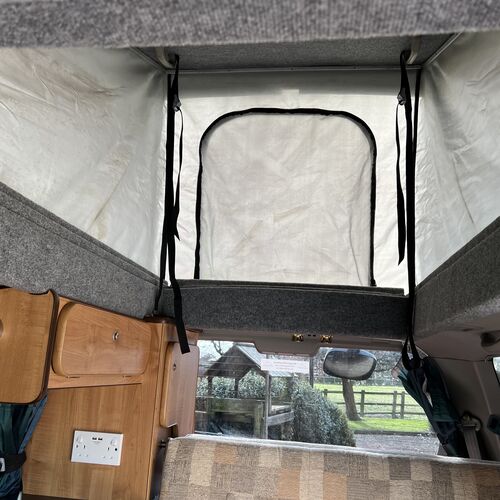 Nissan Elgrand Camper Van 4 Berth 3.0TDi Automatic 2000 Model Pro Conversion