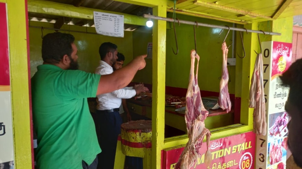 முத்திரை பதிக்கப்படாத தராசுகள் சந்தையில்