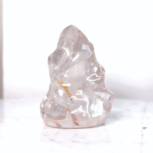 Quartz crystal freeform