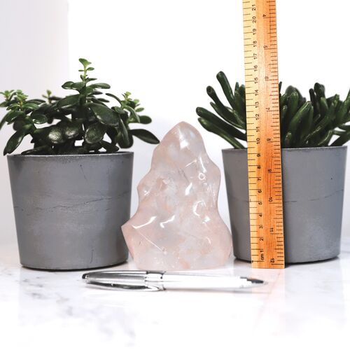 Quartz crystal freeform