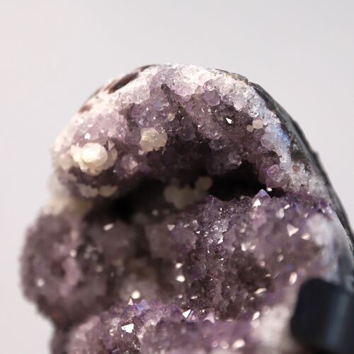 Amethyst Geode pod