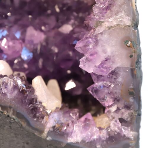 Amethyst Geode Crystal Cave